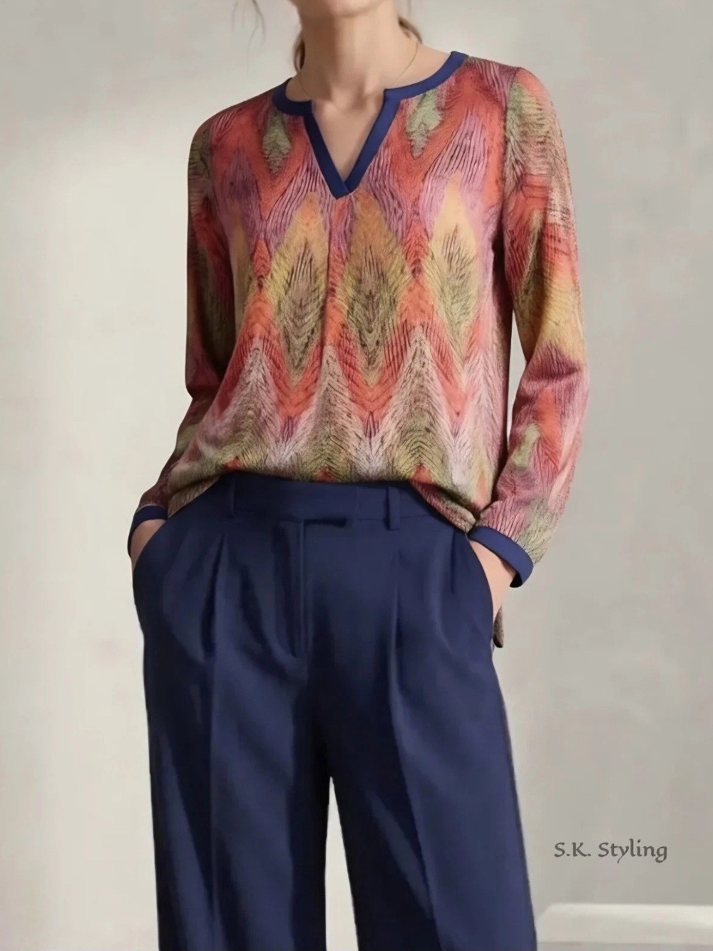 Liz Claiborne V-Neck Multicolor Semi Sheer Chevron Tunic Denim Contrast Trim M/L